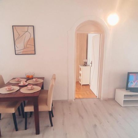 Parentium Apartment Пореч Экстерьер фото