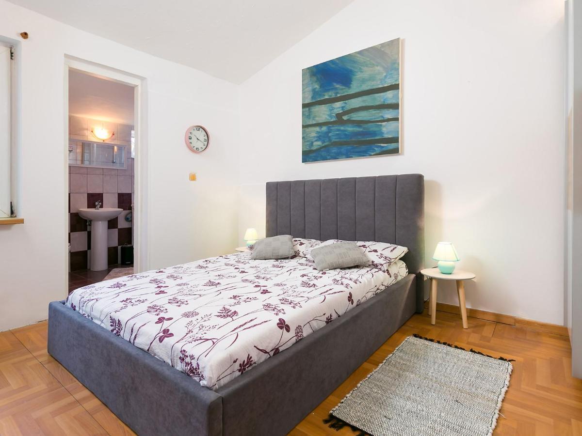 Parentium Apartment Пореч Экстерьер фото