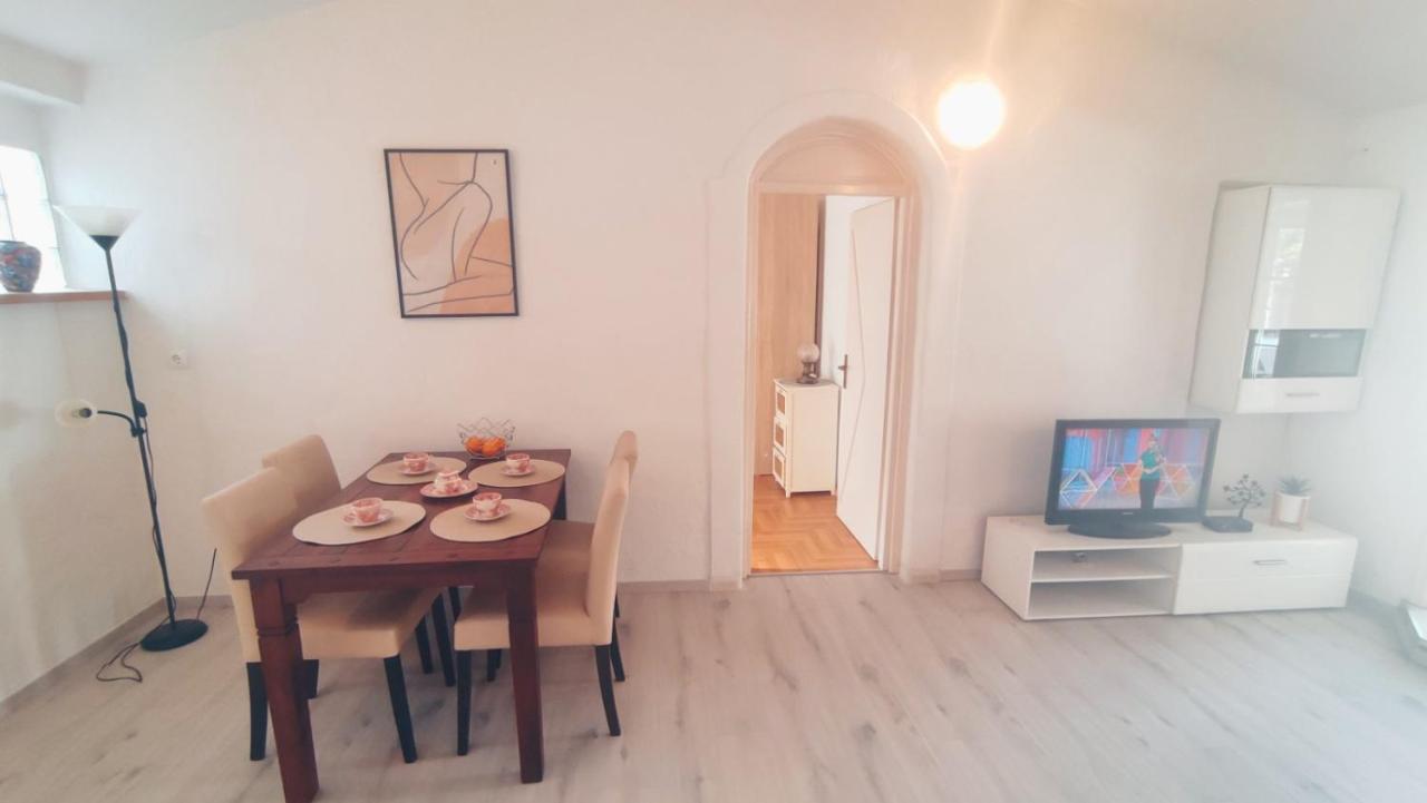 Parentium Apartment Пореч Экстерьер фото